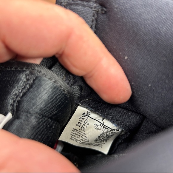 Nike Air  Jordan 1 Retro High OG GS “Black Gym Red” 2023 - Picture 8 of 8